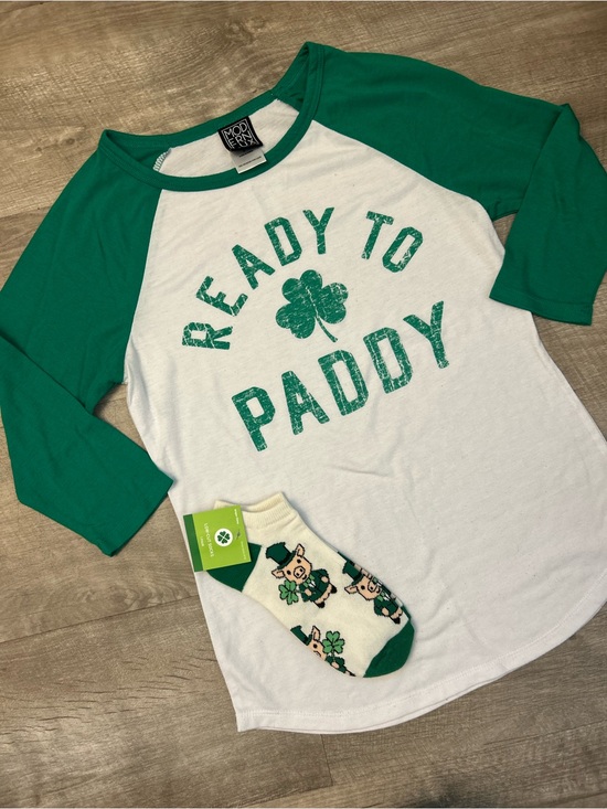 Tops - St. Patrick’s Shirt & Socks | M